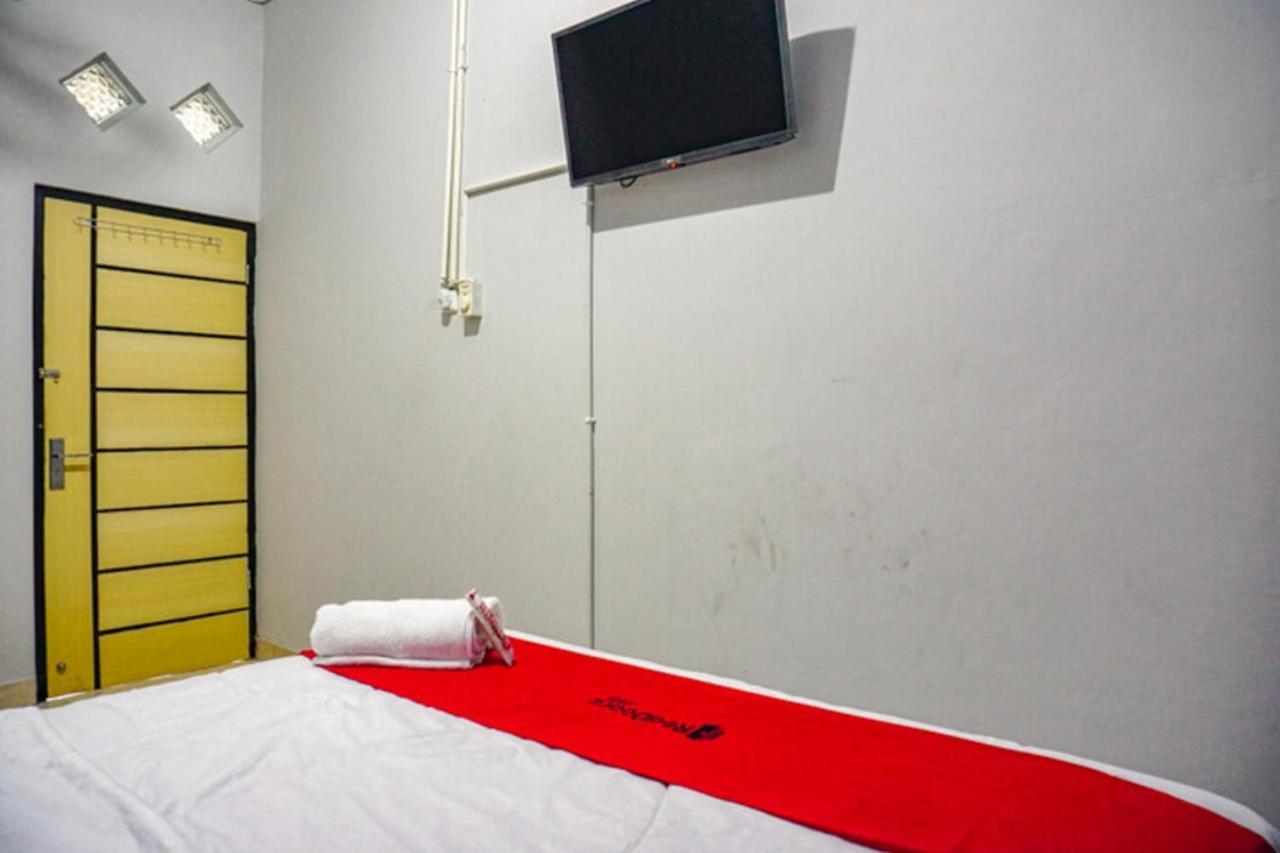 Reddoorz Near Penimbangan Beach Singaraja Exterior foto